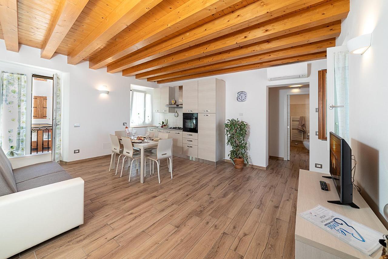 CASA ROSSA - Regarda Travel Bardolino Exterior foto